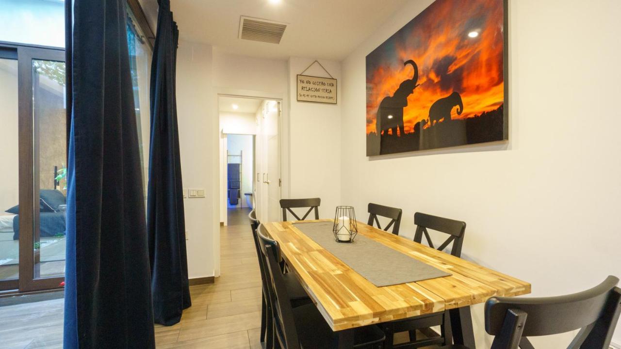 Rentalsevilla Cool & Design Apartment
